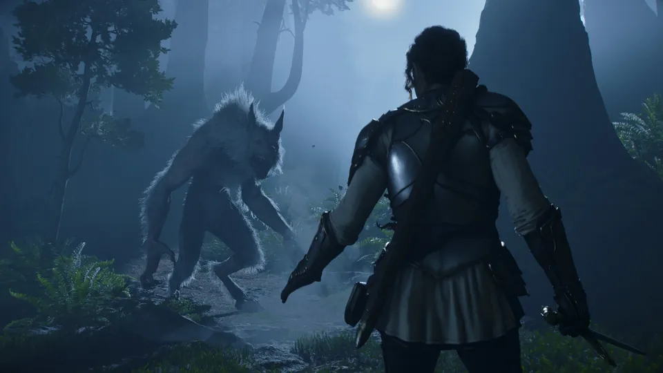 A Fable hero in armor faces a hulking wolf creature in a moonlit forest