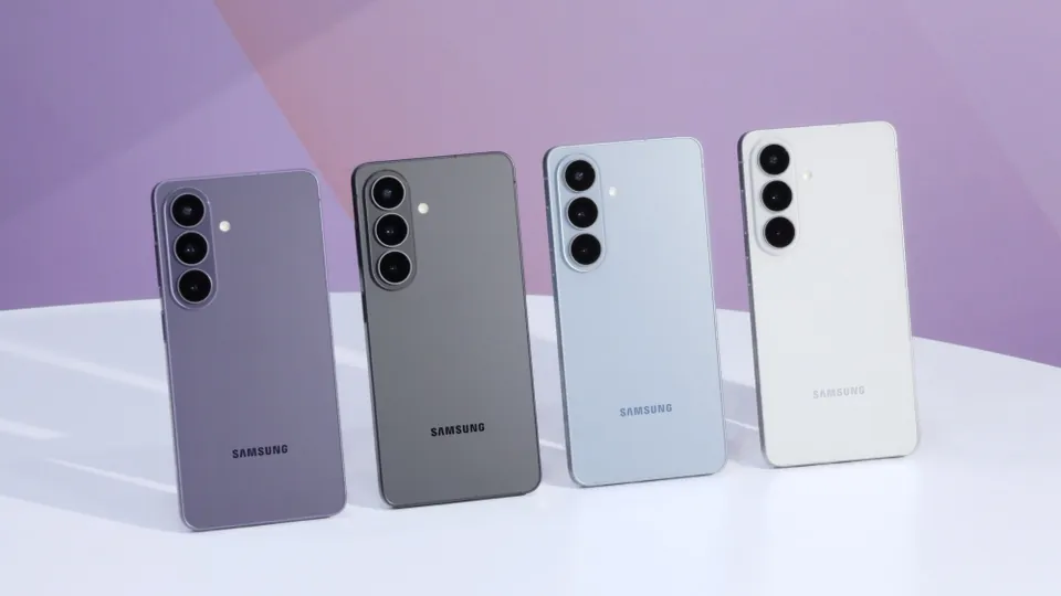 Four Galaxy S26 phones standing in a row on a white table