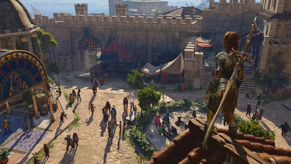 An adventurer with a long sword on the back looks down from a rooftop over a busy square in the city of Baldur's Gate
