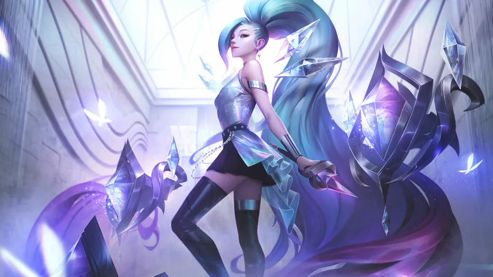 K/DA ALL OUT Seraphine with teal hair among floating crystal shards