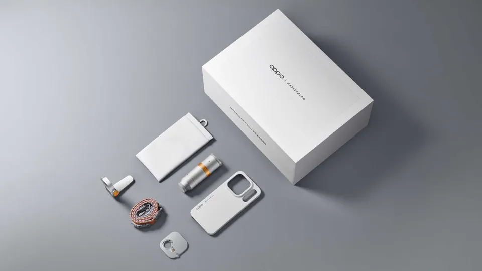 Oppo's Hasselblad Teleconverter Kit laid out next to a Find X10 Pro Max and its box